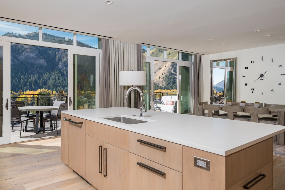 Limelight Hotel Ketchum - photo 40