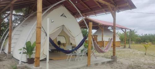 Glamping Delux in Muisne, Ecuador