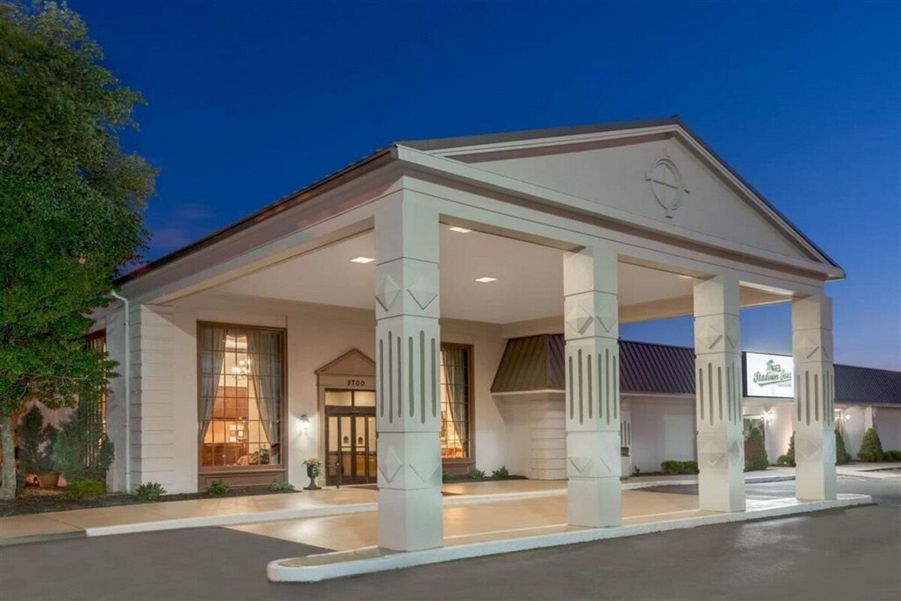 Ramada Plaza Louisville Hotel And Conference Center — Louisville