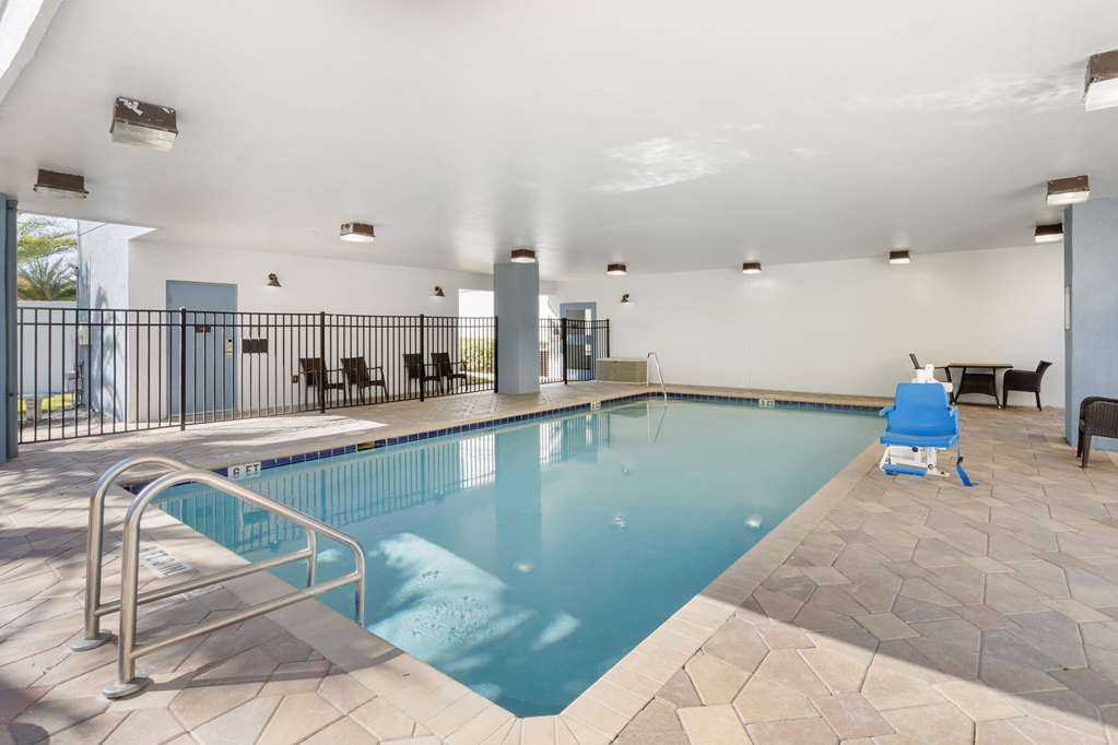 Comfort Suites West Jacksonville - photo 24