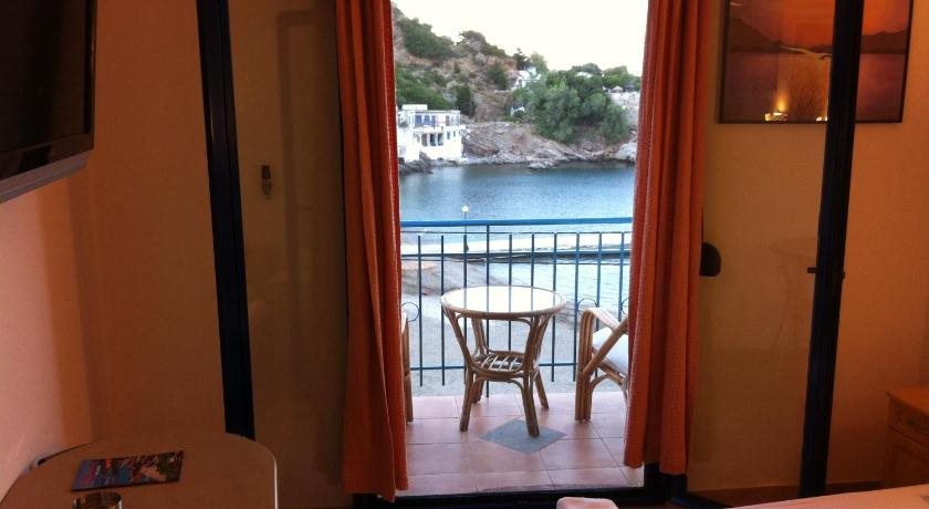 LydiaMare in Agios Kirykos, Greece