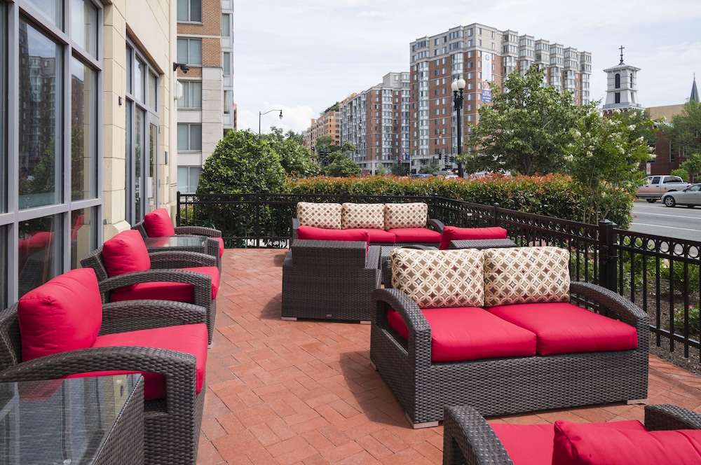 Hampton Inn Washington Downtown Convention Center - photo 56
