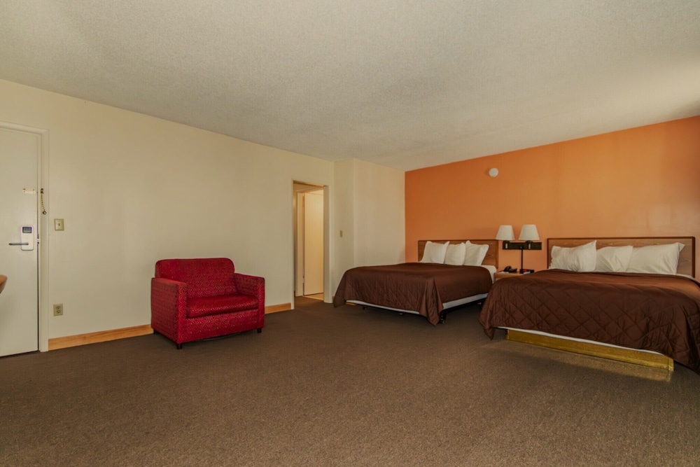Americas Best Value Inn Austinburg - photo 20
