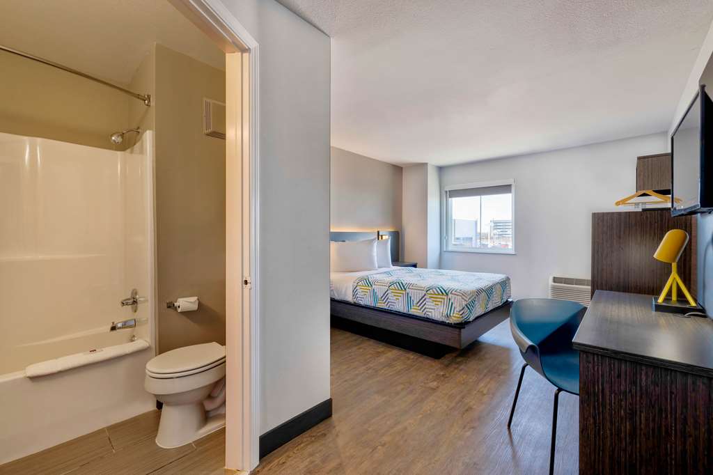 Motel 6 Norman OK - photo 3