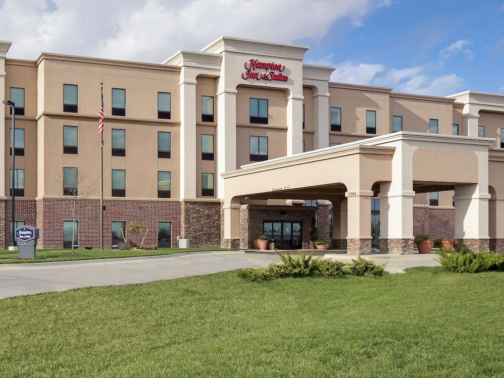 Hampton Inn & Suites Lincoln Northeast I 80 - featured photo