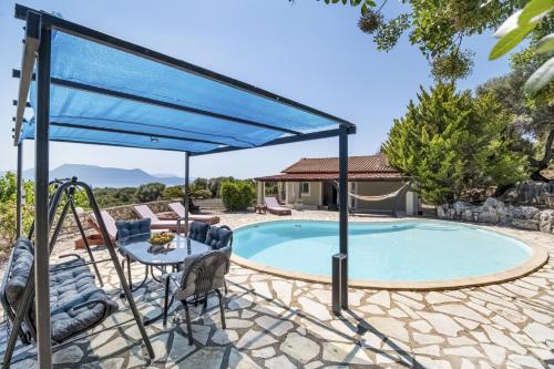 Villa Jimmy's Katomeri 3 — 4-Star Luxury Hotel in Vathi, Greece