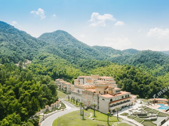 Shaoxing Gongdi Tuscany Castle Hot Spring Resort in Shaoxing, People's Republic of China