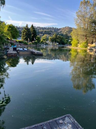 Dream Catcher Getaway in Clearlake Oaks, United States