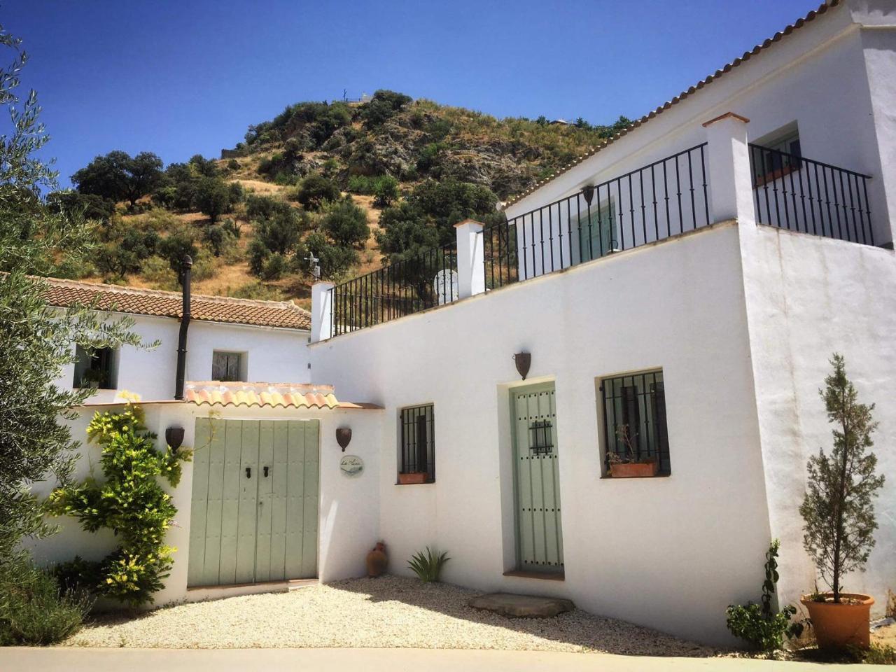 La Pluma — hotel in Iznajar