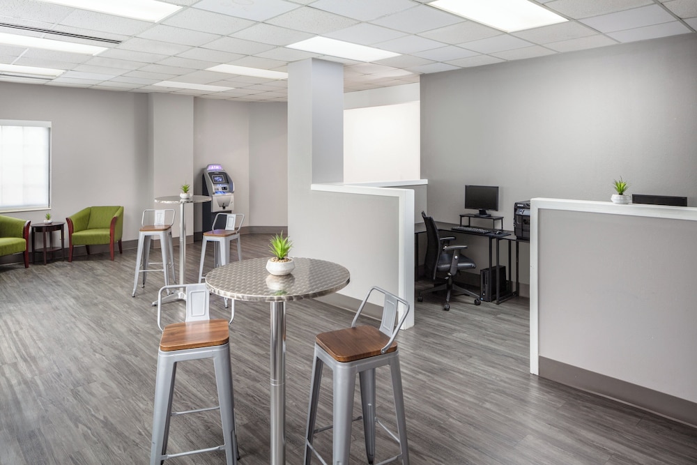 Holiday Inn Hotel & Suites Springfield I 44 by IHG - photo 34