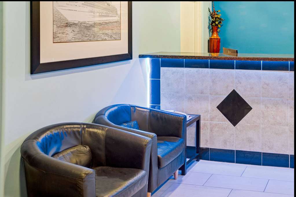 Howard Johnson by Wyndham Galveston - photo 3