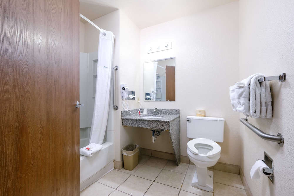 Super 8 by Wyndham Las Cruces White Sands Area - photo 20