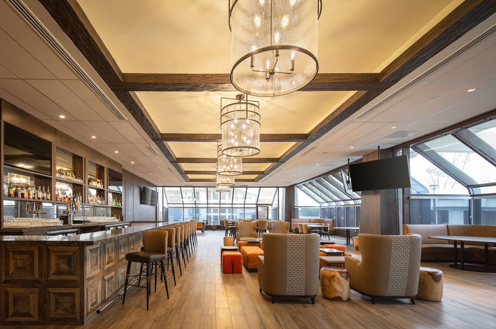 DoubleTree By Hilton Sacramento - photo 31