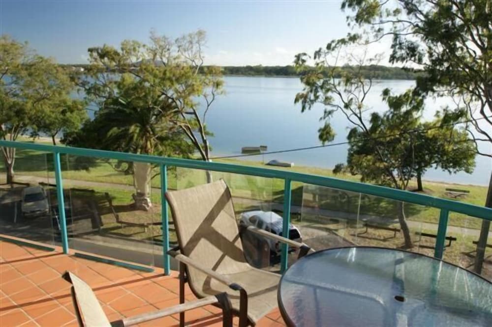 The Esplanade Picnic Point — 4-Star Luxury Hotel in Maroochydore, Australia