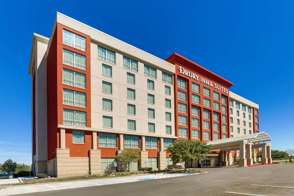 Drury Inn & Suites Kansas City Independence - featured photo