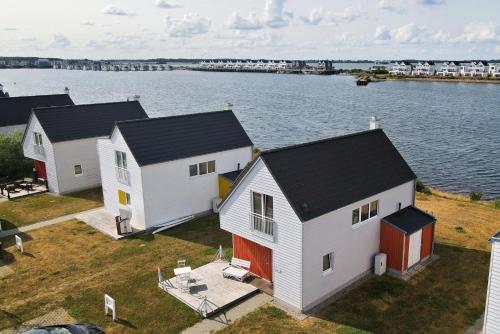 Ferienhaus Lieblingsplatz by Seeblick Ferien ORO direkte Wasserlage Sauna Kamin in Kappeln, Germany