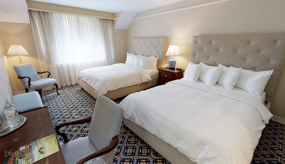 Simsbury Inn - photo 5