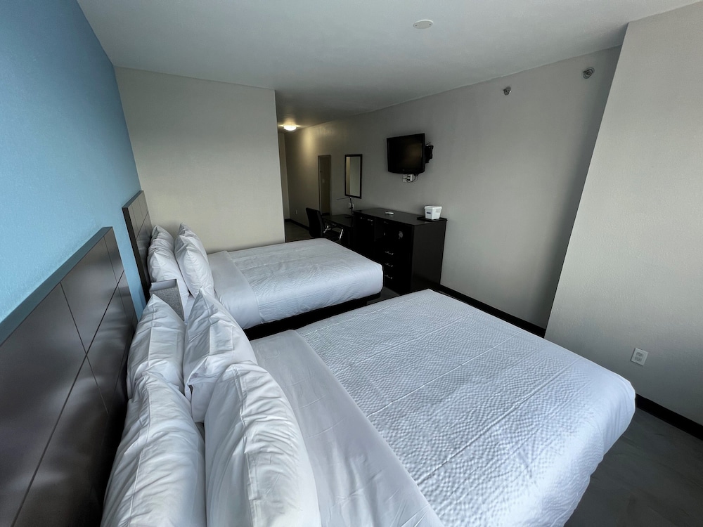 Travelodge by Wyndham Ozone Park - photo 8