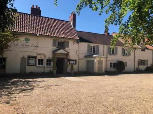 East Ayton Lodge Hotel Scarborough - carbon neutral hotel in Scarborough