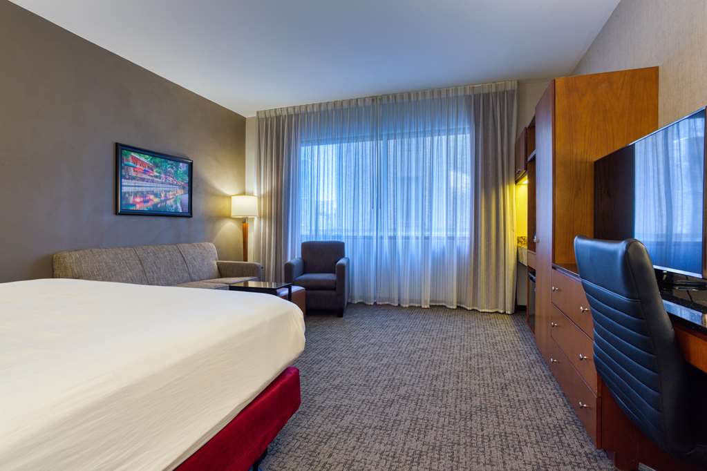 Drury Plaza Hotel San Antonio Riverwalk - photo 101