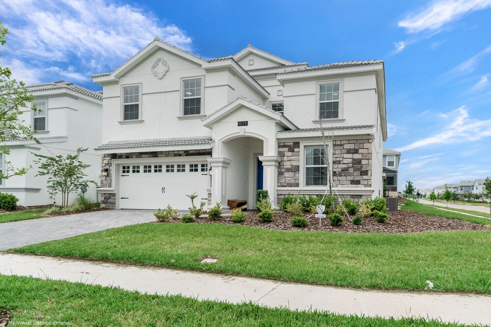 1574 Plunker Drive in Davenport, United States