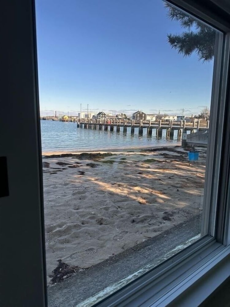 Vineyard Harbor Motel Private Beach - photo 388