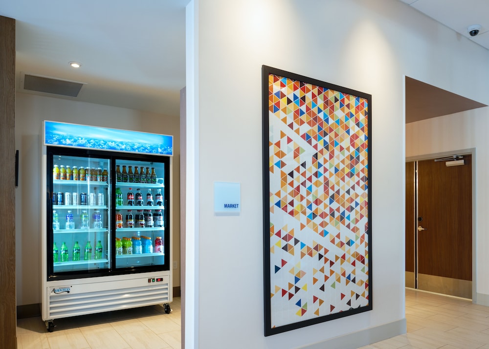 Holiday Inn Express & Suites Tulsa Downtown by IHG - photo 15