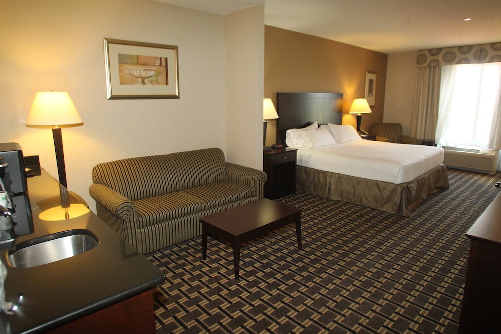 Holiday Inn Express Pembroke by IHG - photo 9