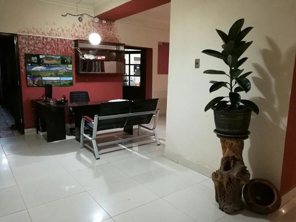 Casa Vargas Hotel — hotel in Tupiza