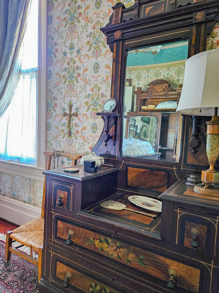 The JD Hyde Historic Inn - photo 27