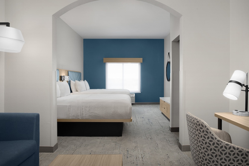 Holiday Inn Express Hotel & Suites DFW West Hurst by IHG - photo 21