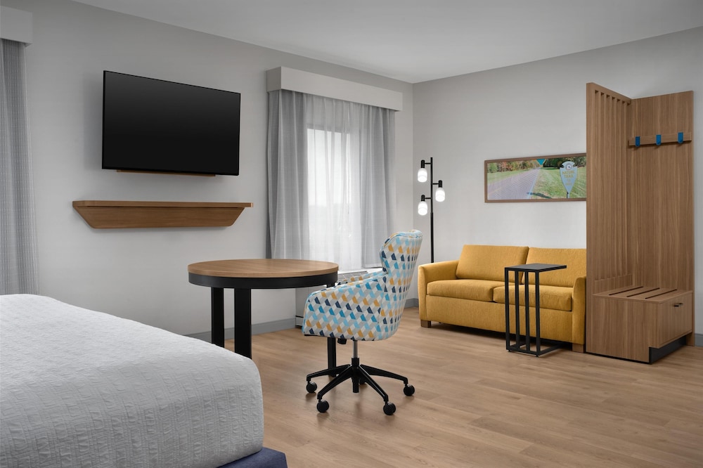 Hampton Inn & Suites Tupelo Barnes Crossing - photo 14