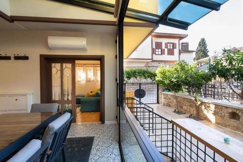 Cozy Home in Oldtown Kaleici — 4-Star Luxury Hotel in Antalya, Turkey