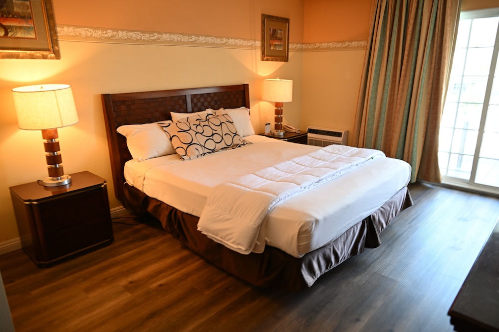 Shalimar Hotel of Las Vegas - photo 31