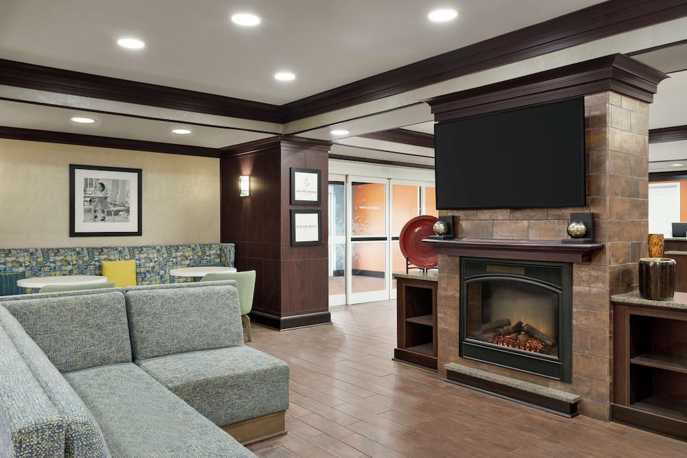 Hampton Inn New Albany - photo 7