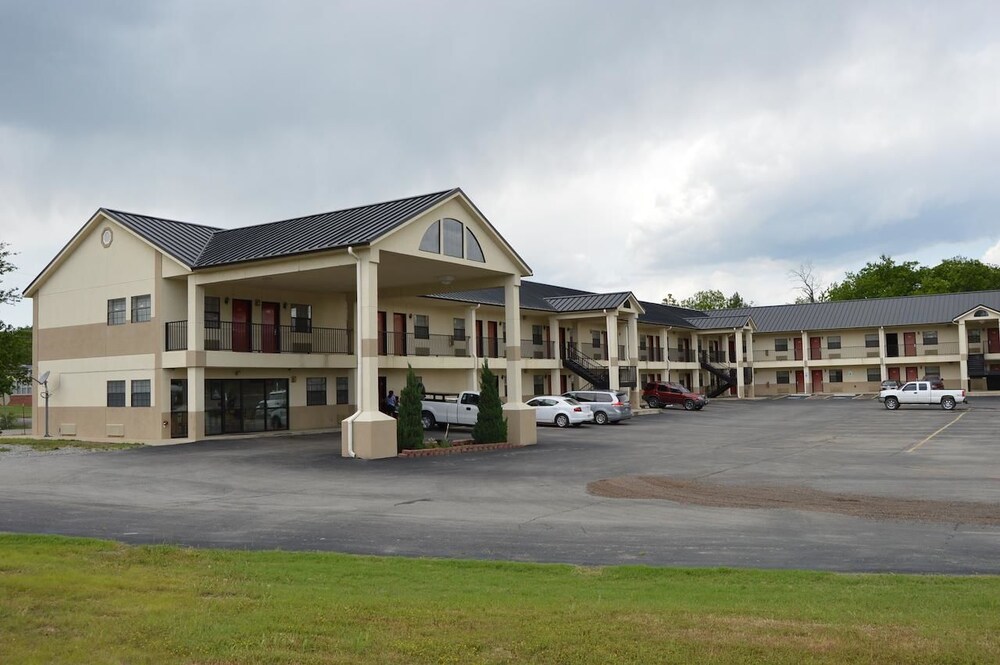 Motel 6 Atoka OK - featured photo