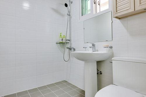 Kkeomeokda ri Pension — 4-Star Luxury Hotel in Chuncheon, South Korea