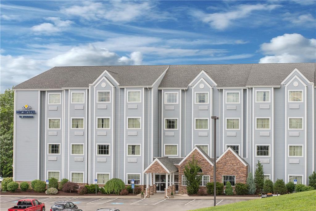 Microtel Inn & Suites by Wyndham Waynesburg — hotel in Waynesburg