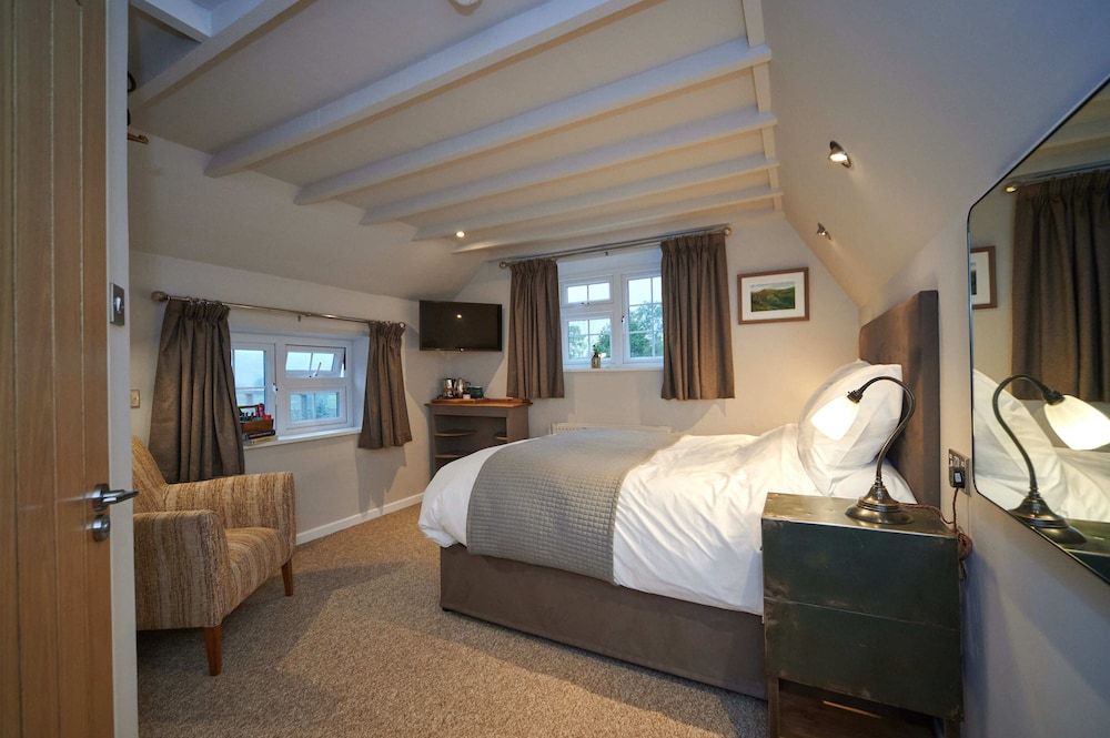 Black Lion Inn — 4-Star Luxury Hotel in Leek, United Kingdom
