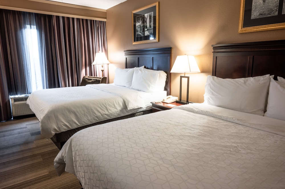 Holiday Inn Express and Suites Tuscaloosa University an IHG Hotel - photo 9