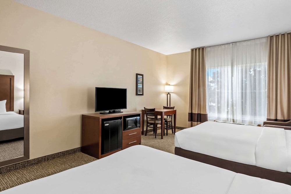 Comfort Inn & Suites Hermiston South - photo 20