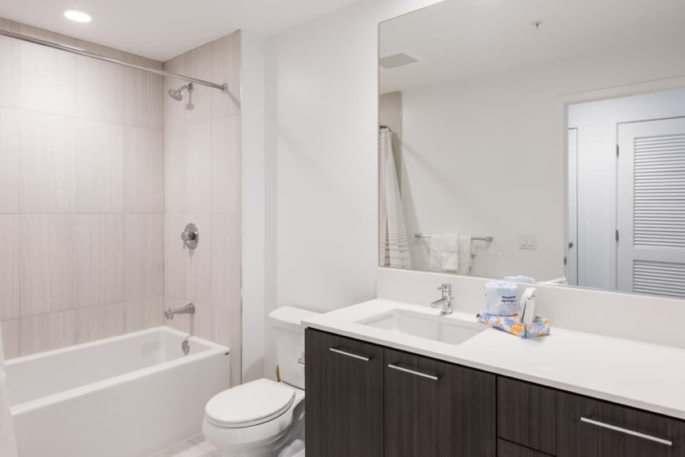 Global Luxury Suites at Reston Town Center - photo 77