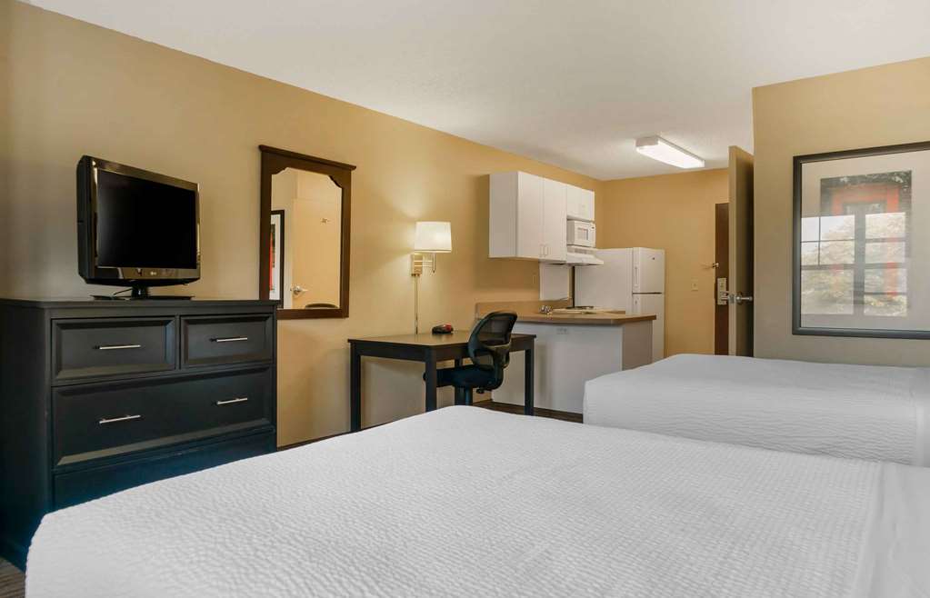 Extended Stay America Suites Detroit Metropolitan Airport - photo 22