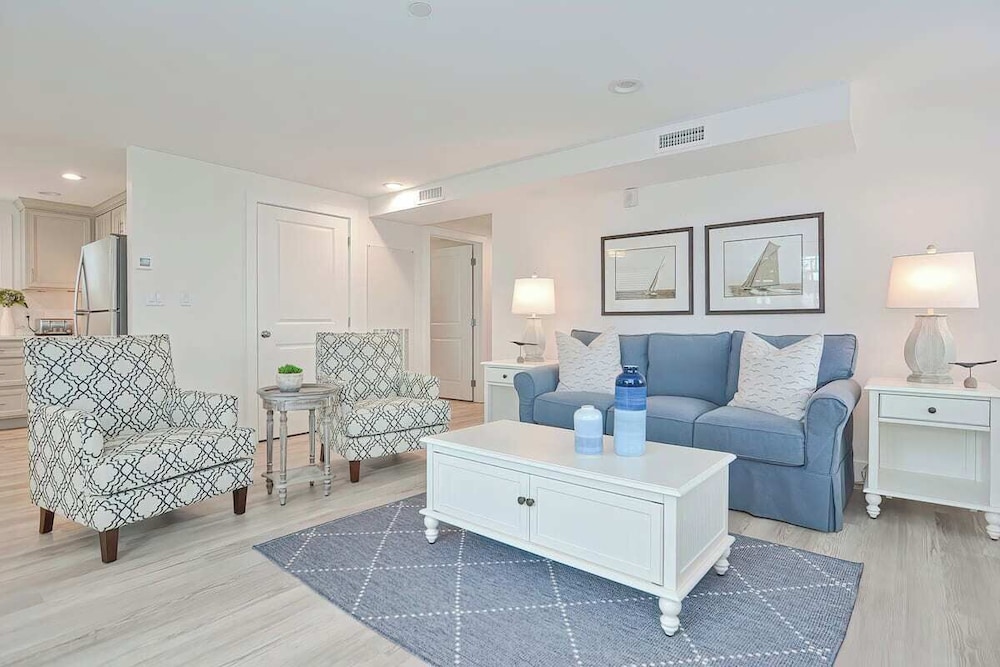 Harbourtown Suites - photo 73