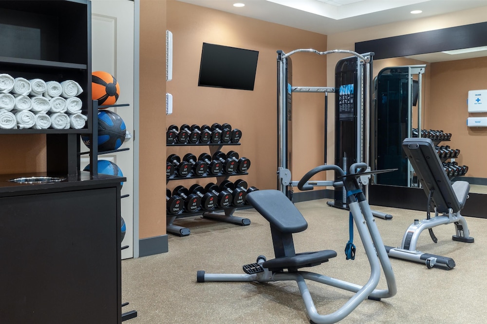 Homewood Suites by Hilton Wauwatosa Milwaukee - photo 31