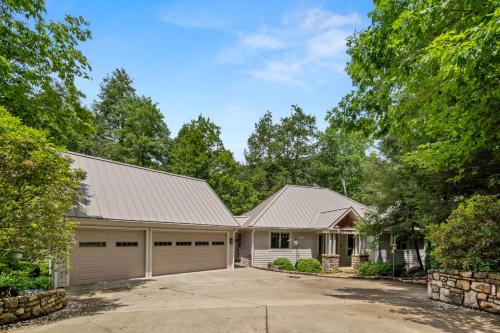 Falling Waters at Rumbling Bald in Lake Lure, United States