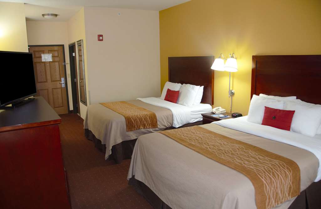 Americas Best Value Inn St. Robert - photo 12