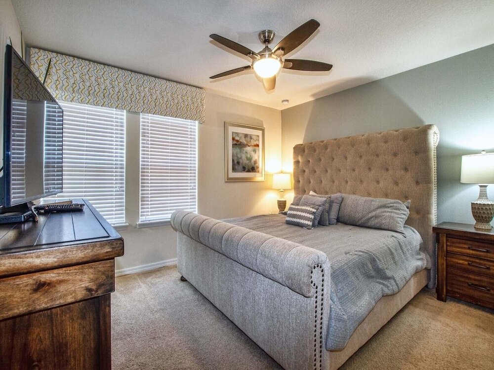 Spacious 8BR Villa w Pool & Resort Amenities - photo 6