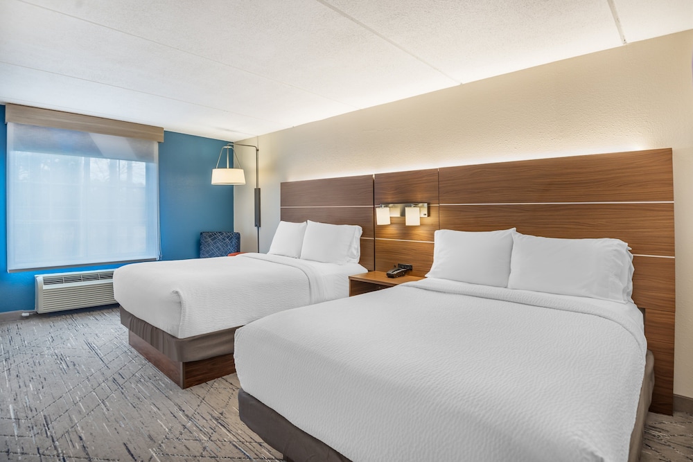 Holiday Inn Express and Suites Petersburg Fort Lee by IHG - photo 17