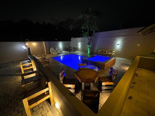 Durban Holiday Apartments by Mieli Estates Unit 1 — 4-Star Luxury Hotel in Durban, South Africa